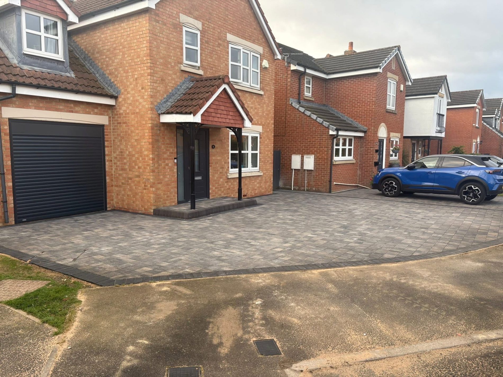 ElitePaving completed driveway and paving project 22